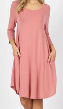 Load image into Gallery viewer, 3/4 Sleeve Round Hem Dress