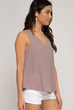 Load image into Gallery viewer, Sleeveless Pleat Front Tank