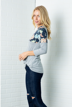 Load image into Gallery viewer, Navy Floral Twist Hem Top