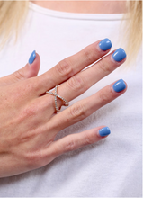 Load image into Gallery viewer, Criss Cross Adjustable Ring