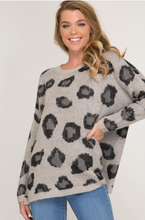 Load image into Gallery viewer, Leopard Pullover Sweater