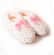 Load image into Gallery viewer, Metallic Snowflake Slippers
