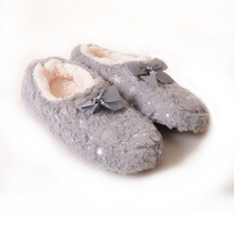 Load image into Gallery viewer, Metallic Snowflake Slippers
