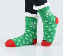 Load image into Gallery viewer, Sherpa Christmas Socks