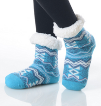Load image into Gallery viewer, Kids Snowflake Sherpa Socks