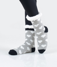 Load image into Gallery viewer, Valentines Sherpa Socks