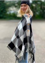 Load image into Gallery viewer, Buffalo Plaid Blanket Scarf