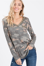 Load image into Gallery viewer, Camo Sequin V Neck