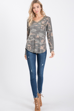 Load image into Gallery viewer, Camo Sequin V Neck