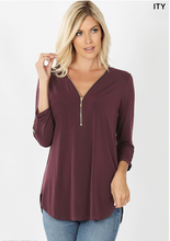 Load image into Gallery viewer, Zip Up 3/4 Sleeve Top