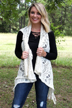 Load image into Gallery viewer, Alpine Retreat Fringed Vest